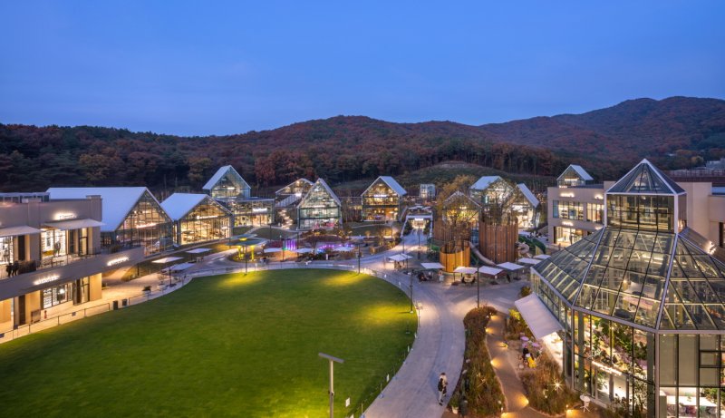 2021년 문 연 롯데 프리미엄아울렛 의왕점 전경