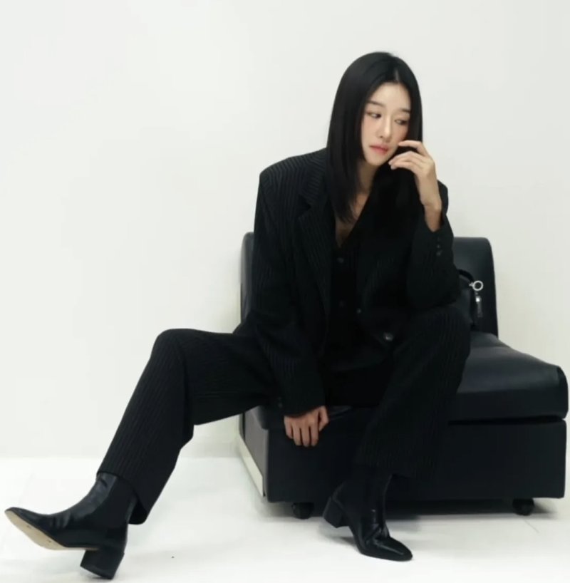 서예지, 모자에 다 가려지는 얼굴…소두 인증