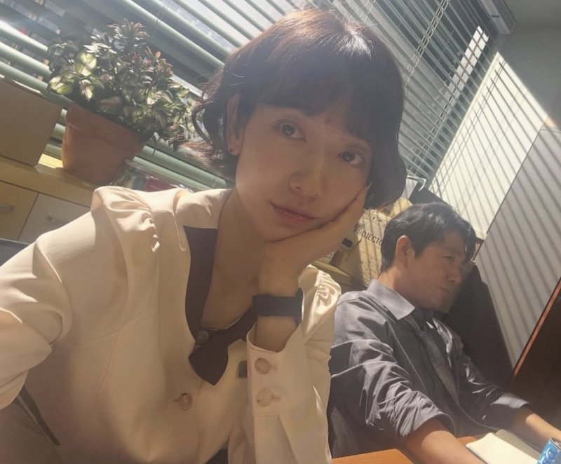 '최태준♥' 박신혜, 귀여운 단발머리…여전한 미모