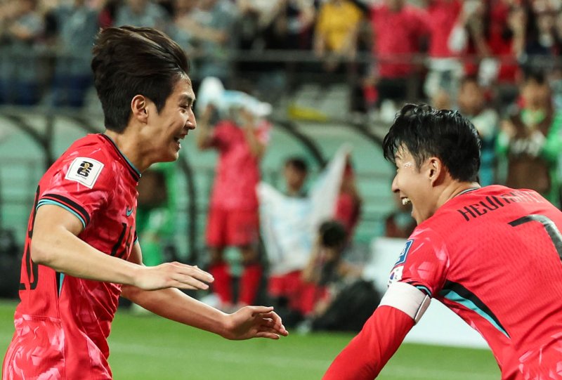 손흥민이 2위라고?" 분노하던 팬들, 1위 정체 확인 후 '급숙연'… 대체 누구길래