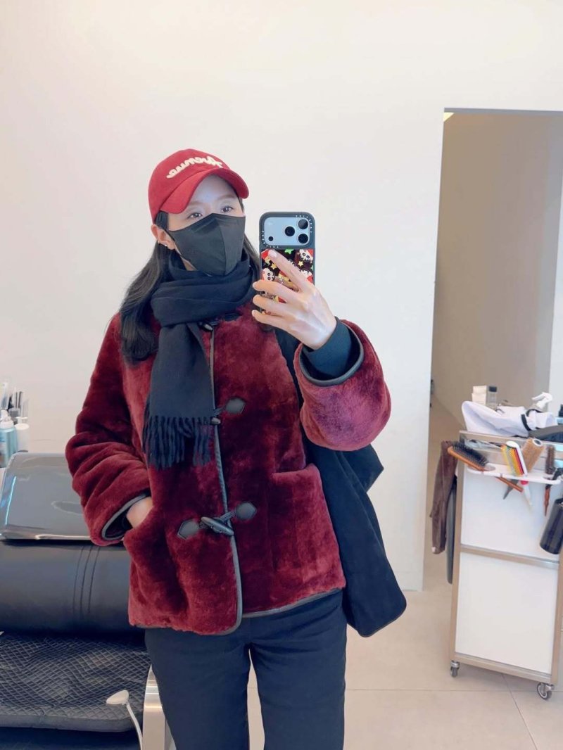 신지, 문원과 5월 결혼 앞두고 더 물오른 미모…흑발 염색