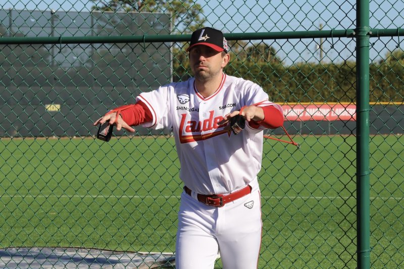 훈련 중인 SSG 베니지아노 (출처=연합뉴스)