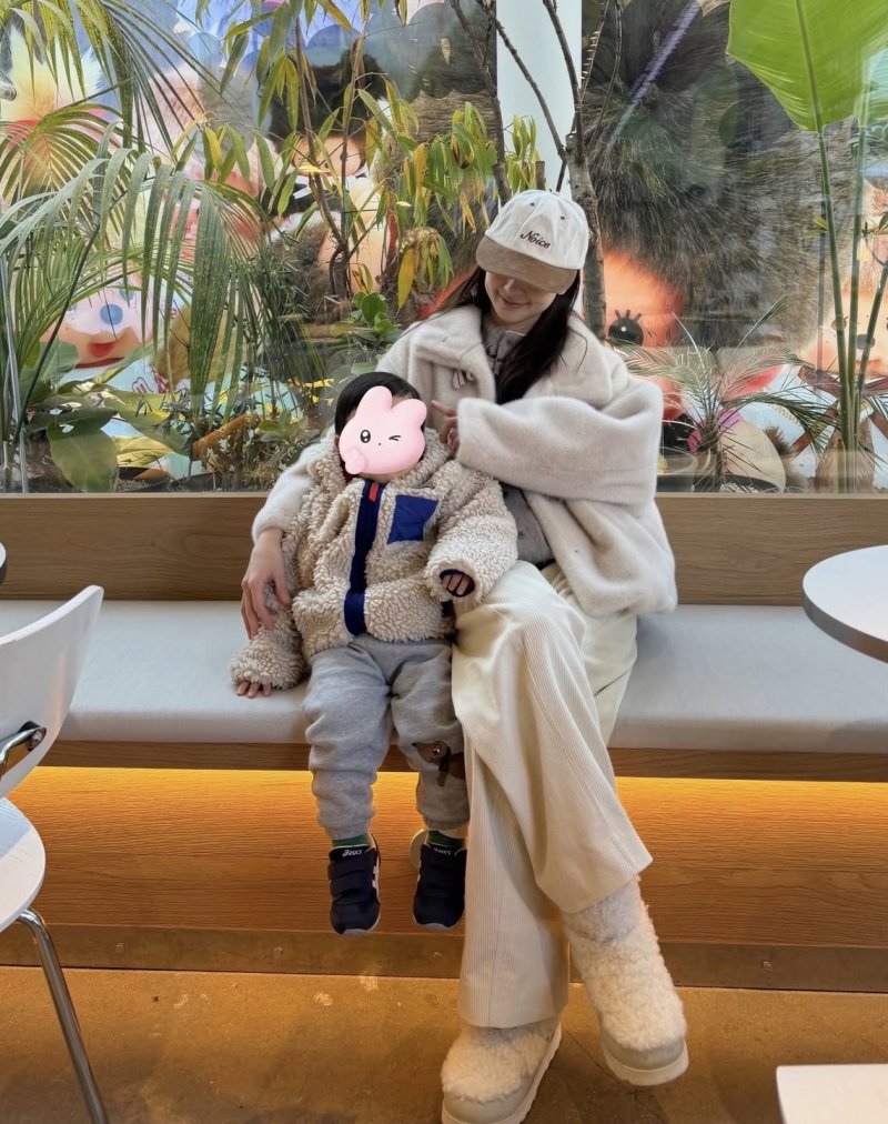 둘째 계획 손연재, 아들과 여유 일상…완벽 운동복 자태