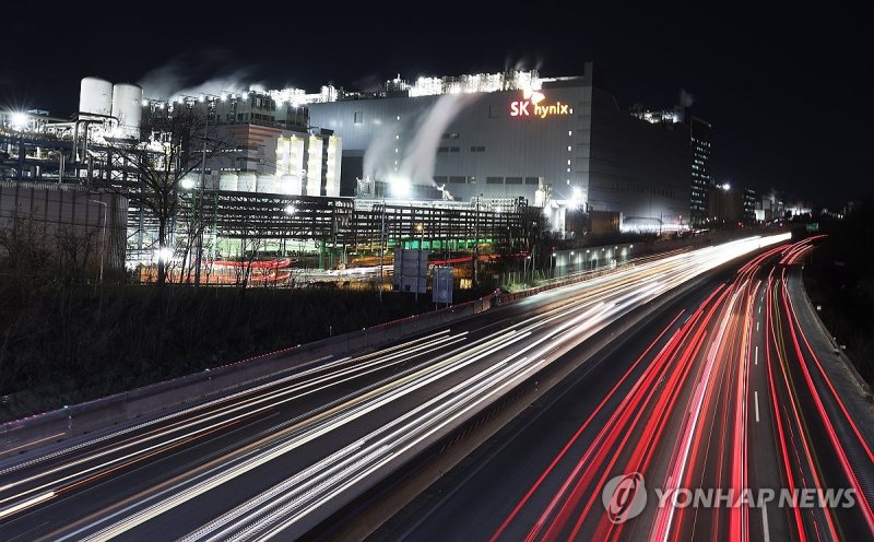 SK하이닉스 작년 매출·이익·이익률 최고기록 (출처=연합뉴스)