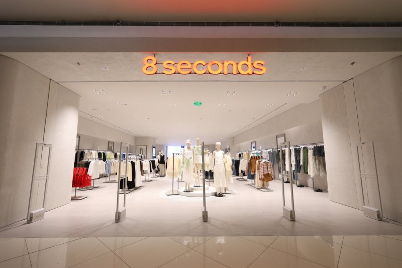 필리핀 마닐라 1호점 모습.(에잇세컨즈제공)