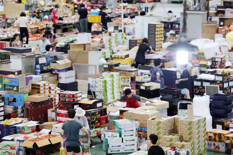 [부산=뉴시스] 하경민 기자 = 부산 해운대구 반여농산물도매시장. 2025.09.24. yulnetphoto@newsis.com