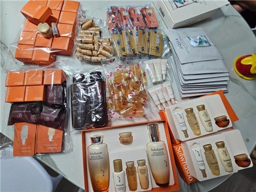 일명 방판 '샘플 떼샷' (출처=연합뉴스)