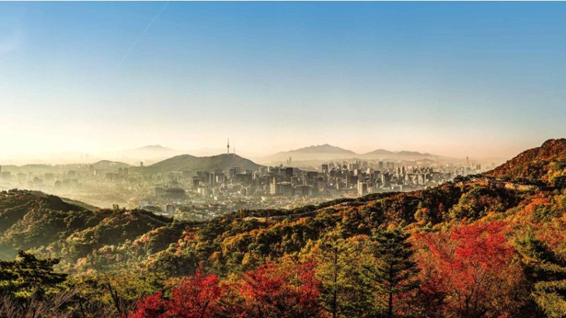 [서울=뉴시스] 한양도성 백악산 구간(서헌강 작가 제공) 2025.08.01. photo@newsis.com *재판매 및 DB 금지