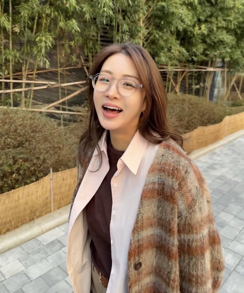 '한의사♥' 강소라 20대 같은 피부 "너무 신나요"