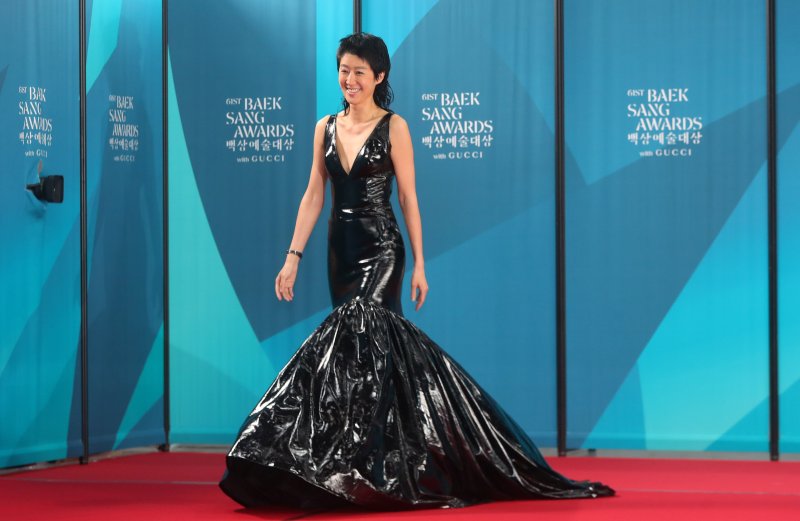 무례 논란 이관희, 홍진경에 고개 숙였다