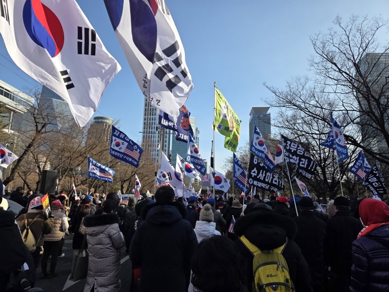 도심 곳곳 집회…"김건희 판결 규탄"·"한동훈 제명 반대" (출처=연합뉴스)
