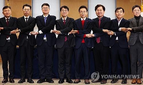 행정통합위해 손 맞잡은 대구·경북 (출처=연합뉴스)