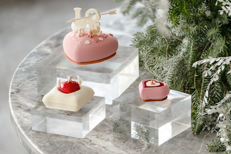 [서울=뉴시스] 시그니엘 서울, '투 마이 밸런타인' 케이크 3종 출시.(사진=롯데호텔앤리조트 제공) *재판매 및 DB 금지