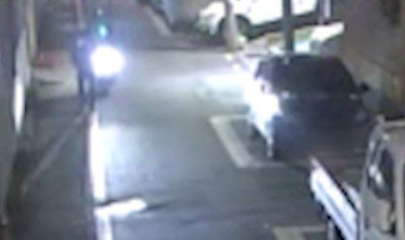 70대 노인 치고 도주하는 오토바이 뺑소니 (출처=연합뉴스)