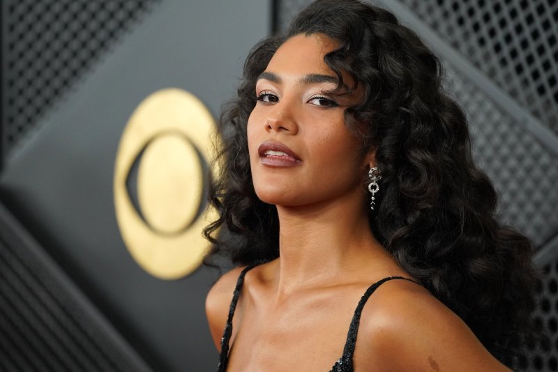 올리비아 딘, '제68회 그래미 어워즈' 신인상 수상