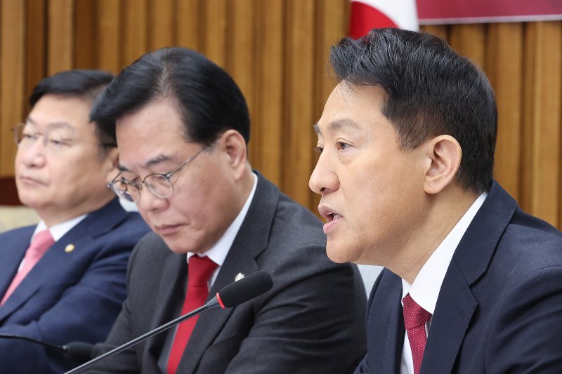 오세훈 서울시장이 2일 서울 여의도 국회에서 열린 국민의힘-서울시 부동산정책협의회에서 발언하고 있다. 2026.2.2/뉴스1 ⓒ News1 신웅수 기자