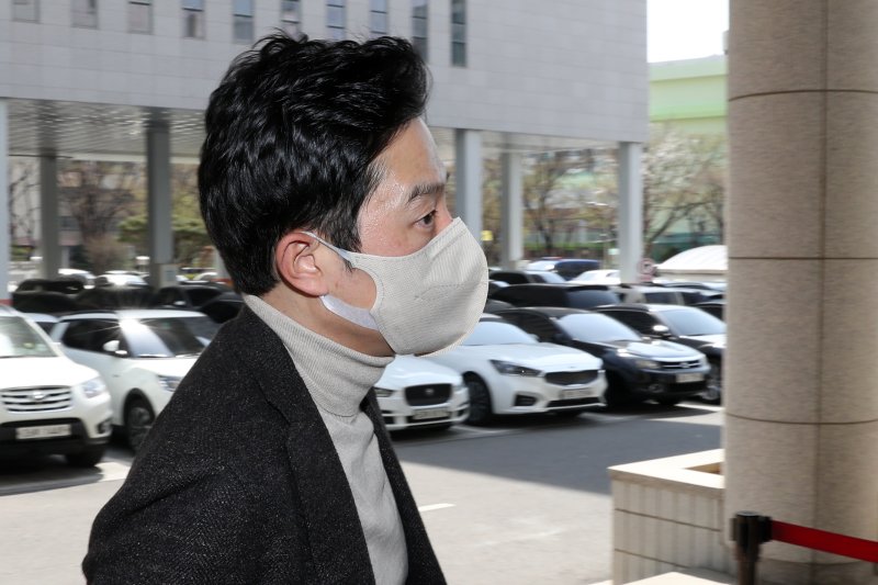 가상 화폐를 상장해 주겠다는 명목으로 수십억 원을 받은 혐의를 받는 프로골퍼 안성현. 2024.4.2/뉴스1 ⓒ News1 이승배 기자