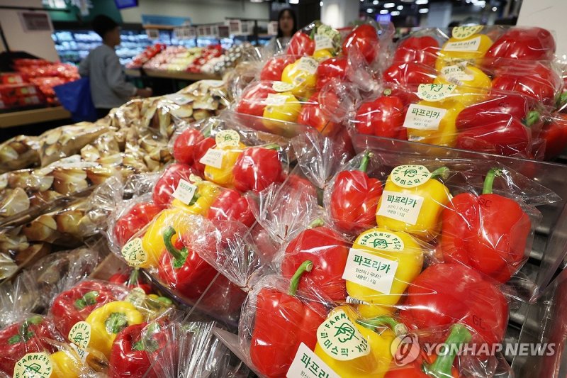 농식품부·aT, 설 맞이 농할상품권 100억원 발행…30% 할인 판매 (출처=연합뉴스)