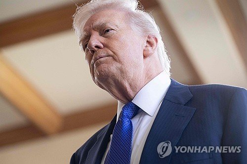 참모 결혼식에 참석하는 트럼프 대통령 (출처=연합뉴스)