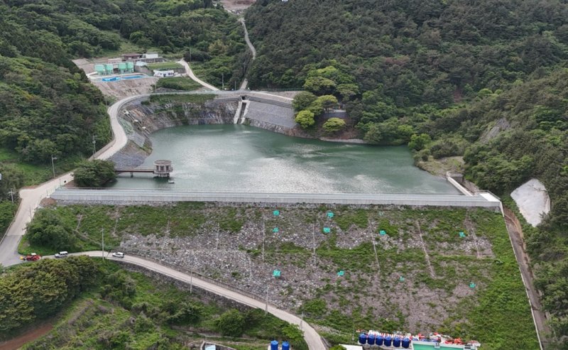 [창원=뉴시스] 경남 통영시 욕지도 식수댐. (사진=경남도 제공) 2026.02.02. photo@newsis.com *재판매 및 DB 금지