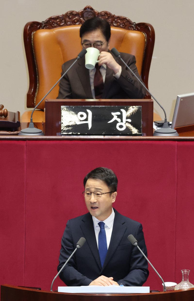 한병도 더불어민주당 원내대표가 3일 서울 여의도 국회에서 열린 제432회국회(임시회) 제2차 본회의에서 국정에 관한 교섭단체 대표연설을 하고 있다. 2026.2.3/뉴스1 ⓒ News1 신웅수 기자