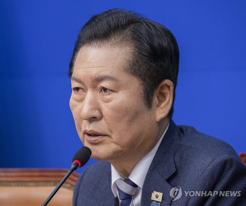 조국혁신당과의 합당 제의 의미 다시 설명하는 정청래 (출처=연합뉴스)