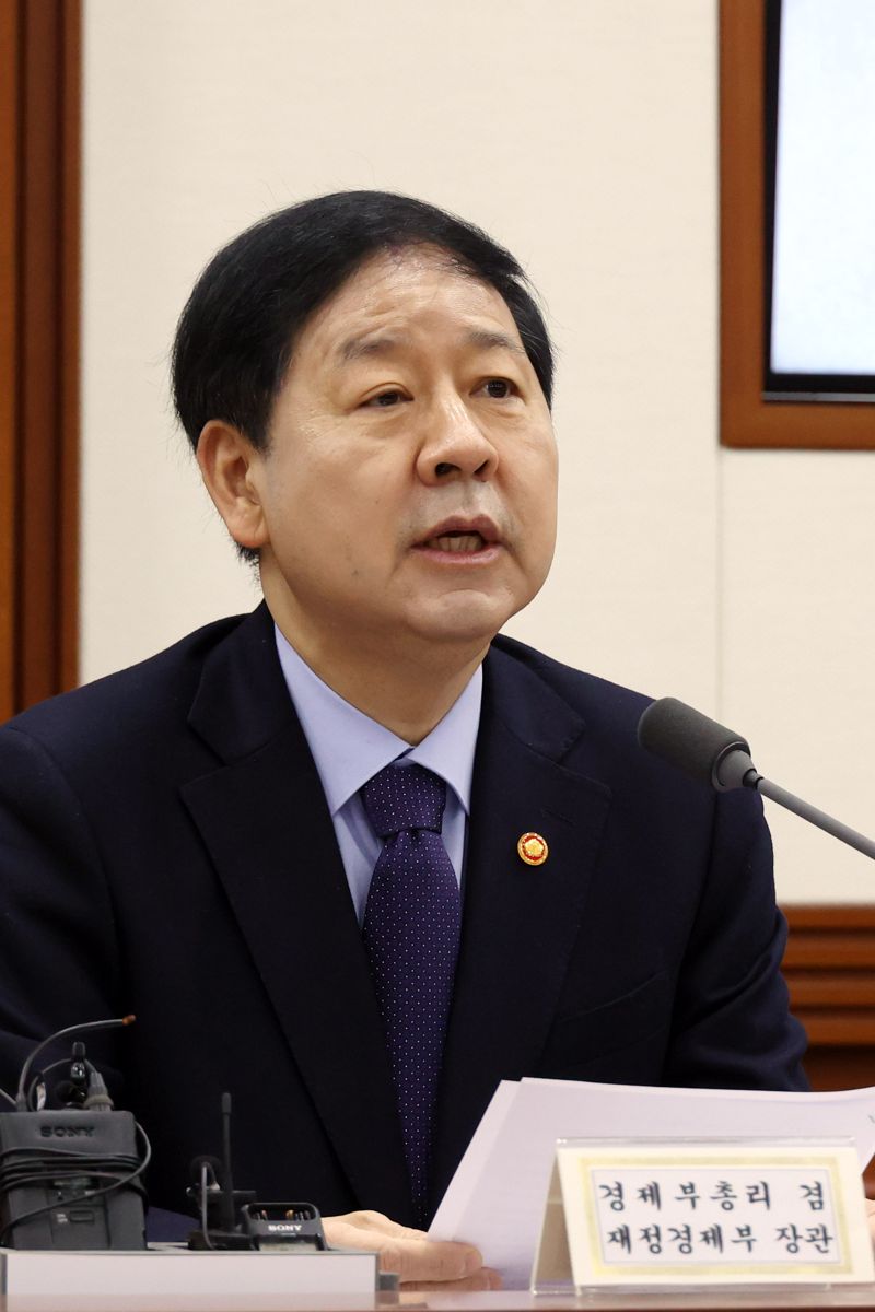 구윤철 부총리 겸 재정경제부 장관이 4일 서울 종로구 정부서울청사에서 열린 경제관계장관회의에서 발언하고 있다. 사진=서동일 기자