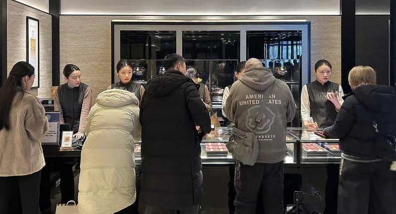 금 사려는 중국인들 (출처=연합뉴스)