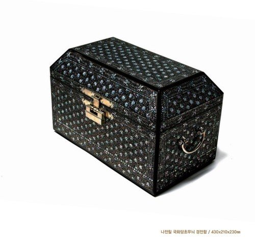 나전칠기장 (출처=연합뉴스)