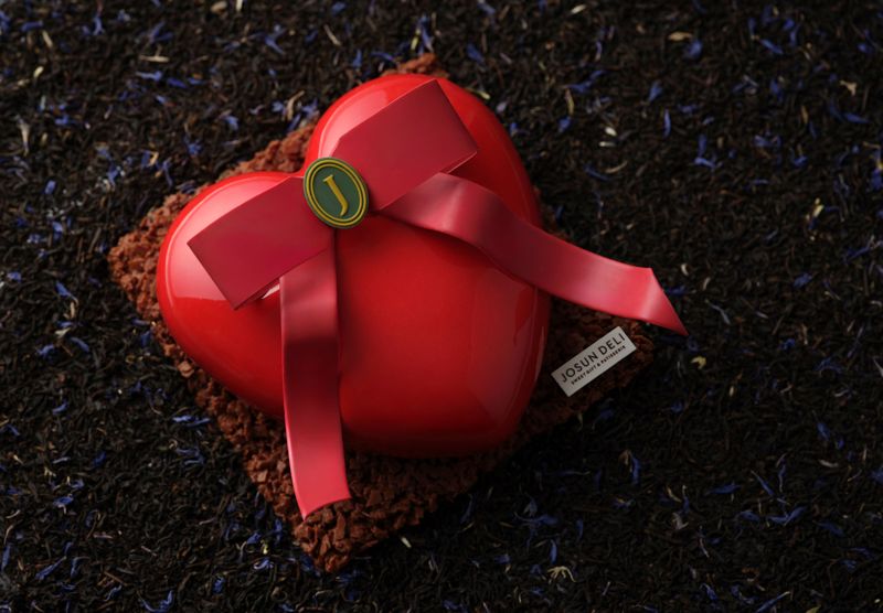 그랜드 조선 부산 밸런타인데이케이크. 조선호텔앤리조트 제공