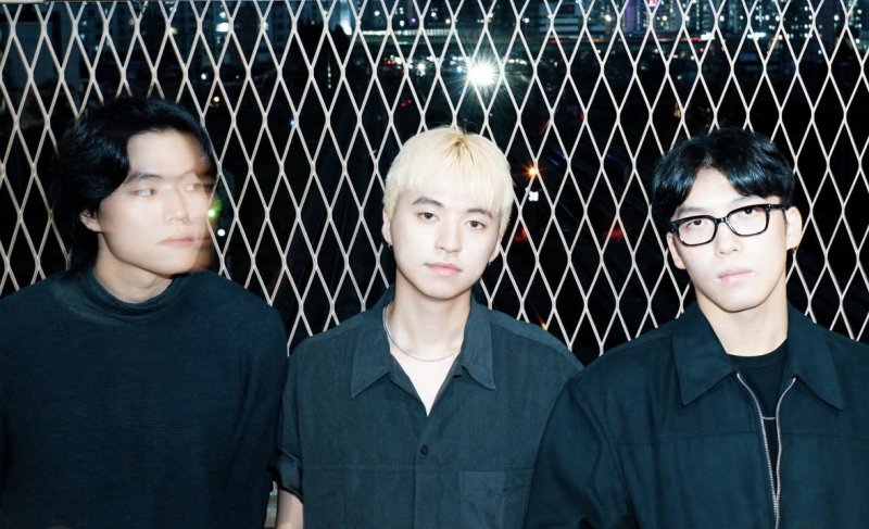 도태의 불안을 넘어선 선언…데이네버체인지, 이유 있는 고집