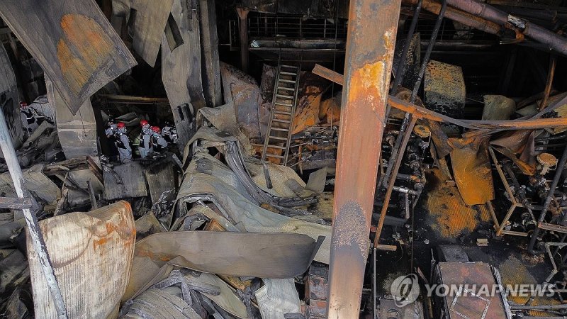 SPC삼립 시화공장 화재 원인을 찾아라 (출처=연합뉴스)