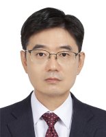 허만욱 신임 부산해양수산청장 "스마트 항만 도약"