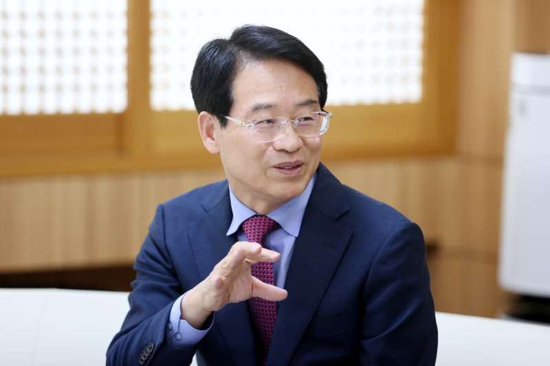 [강진=뉴시스]강진원 강진군수. (사진=강진군제공)