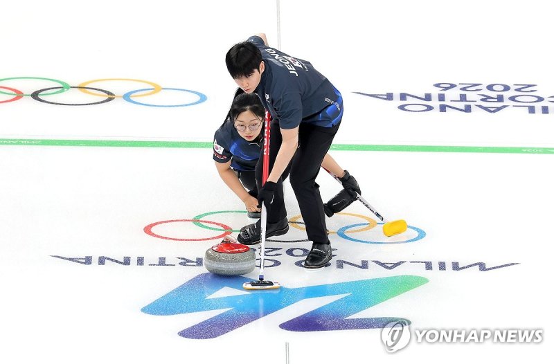 라운드로빈 2차전 나선 믹스더블 정영석 (출처=연합뉴스)