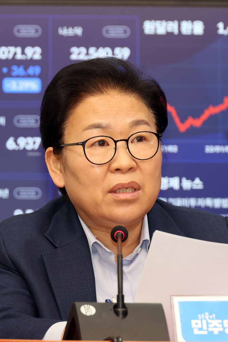 더불어민주당 문정복 최고위원 6일 국회에서 열린 최고위원회의에서 발언 하고 있다. 사진=서동일 기자