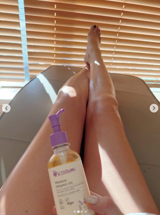 '추성훈 아내' 야노 시호, 샤워 가운만 입었네…쭉 뻗은 각선미 [N샷]