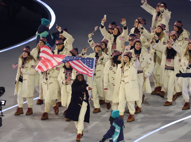 미국 선수단이 6일 오후(현지시간) 이탈리아 밀라노 산시로 올림픽 스타디움에서 열린 2026 밀라노·코르티나담페초 동계올림픽대회 개회식에 입장하고 있다. 2026.2.7 ⓒ 뉴스1 김진환 기자