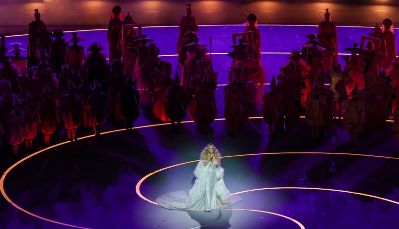 머라이어 캐리가 6일 오후(현지시간) 밀라노 산시로 올림픽 스타디움에서 열린 2026 밀라노·코르티나담페초 동계올림픽대회 개회식에서 오프닝 공연을 펼치고 있다. 2026.2.7 ⓒ 뉴스1 김성진 기자