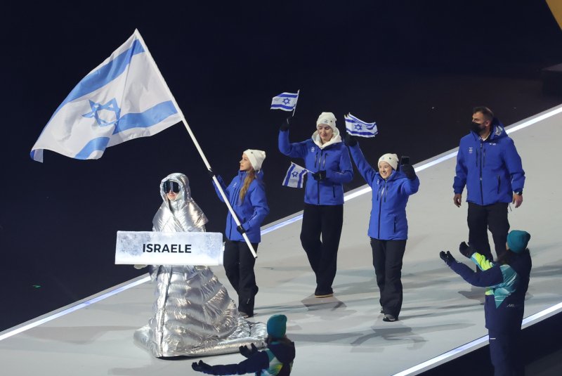 6일 오후(현지시간) 이탈리아 밀라노 산시로 올림픽 스타디움에서 열린 2026 밀라노·코르티나담페초 동계올림픽대회 개회식에서 이스라엘 선수단이 입장하는 중 관중석에서 야유가 쏟아지고 있다. 2026.2.7 ⓒ 뉴스1 김진환 기자