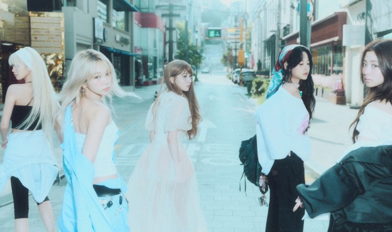 하투하&middot;키키&middot;르세라핌…'더 웨어하우스' 심장, K-팝 혈관서 다시 뛰다