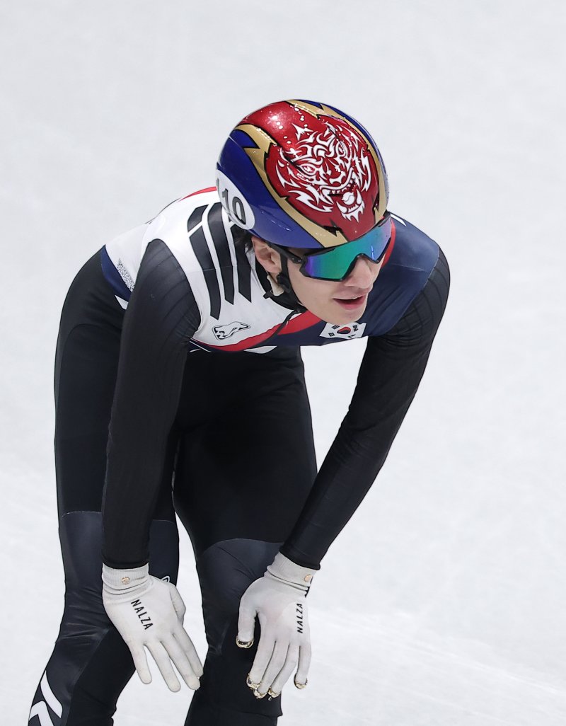 반복된 논란, 이번엔 中 조롱까지...싸늘한 시선 황대헌, 1500m서 명예회복 할까 [2026 밀라노]