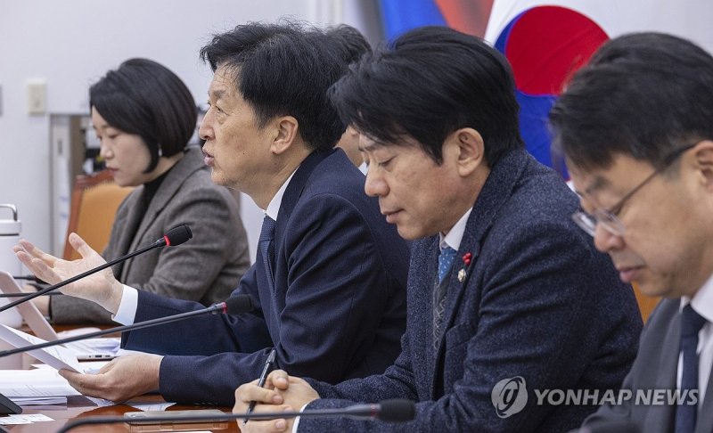 3차 상법 개정안 설명하는 민주당 K-자본시장 특위 (출처=연합뉴스)