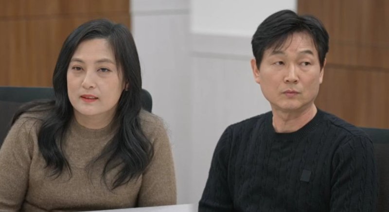 '이혼숙려캠프' 내림굿 강요하는 남편 등장…"내림굿 안받으면 이혼"