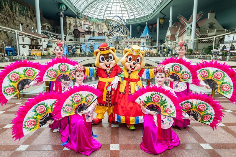 한복 입은 로티와 로리의 새해인사