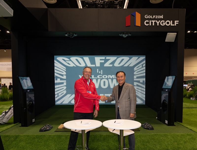 “스크린이 열리자 탄성 터졌다”… 美 홀린 한국의 ‘도심형 골프’ 혁명