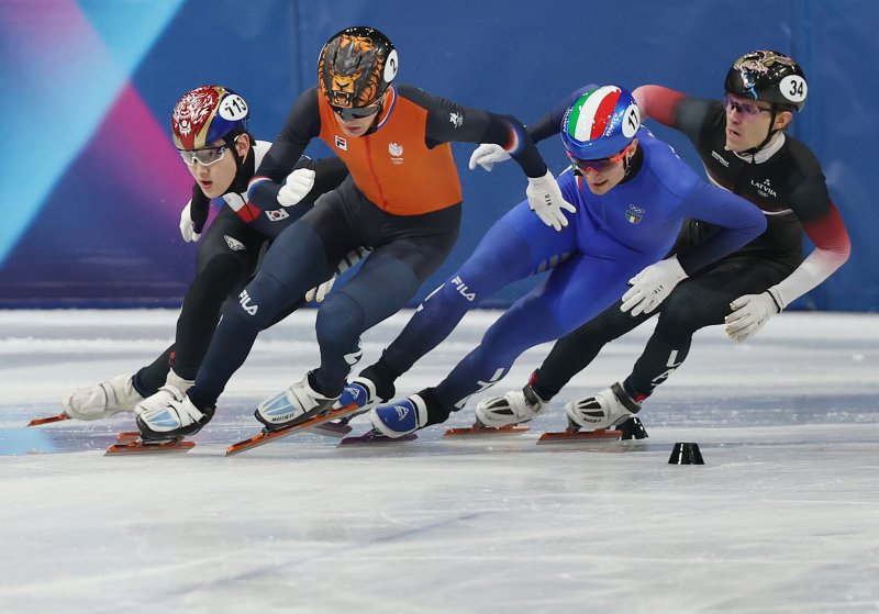 [속보] 신성 임종언, 쇼트트랙 1000m 동메달... 5위->3위 막판 스퍼트 또 터졌다