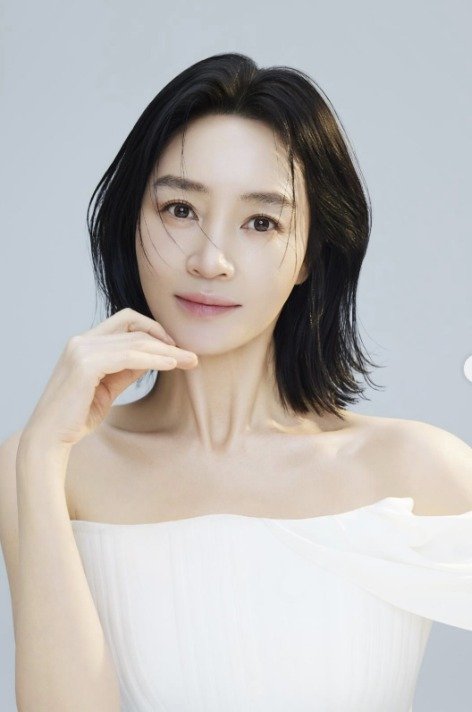 김혜수, 55세 믿기지 않는 동안미모…볼수록 감탄만 [N샷]