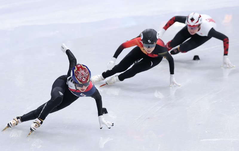 대한민국 女 계주, 중국 탈락시키고 결승행… 8년 만에 金 한 푼다 [2026 밀라노]