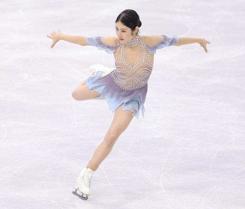 17일(현지시간) 이탈리아 밀라노 아이스스케이팅 아레나에서 열린 2026 밀라노ㆍ코르티나담페초 동계올림픽 여자 싱글 쇼트 프로그램에 출전한 이해인이 연기를 펼치고 있다. 연합뉴스